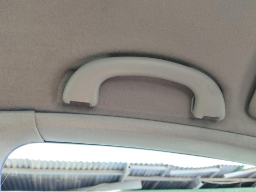 ASIDERO TECHO DELANTERO IZQUIERDO Ford FOCUS BERLINA (CAK) 