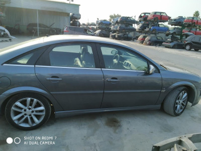 OPEL VECTRA C BERLINA