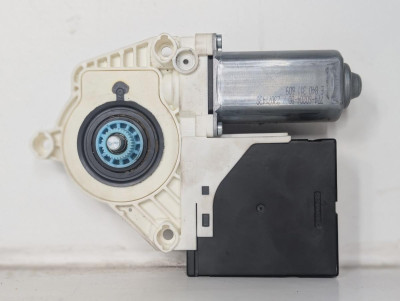 MOTOR ELEVALUNAS DELANTERO IZQUIERDO, Seat, LEON (1P1)
