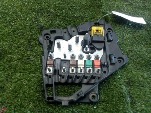  CAJA RELES / FUSIBLES CITROEN C3 