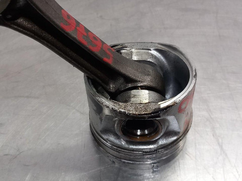  PISTON AUDI A4 BERLINA (8E) 