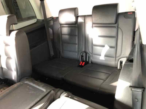 VOLKSWAGEN TOURAN (1T2) de segunda mano