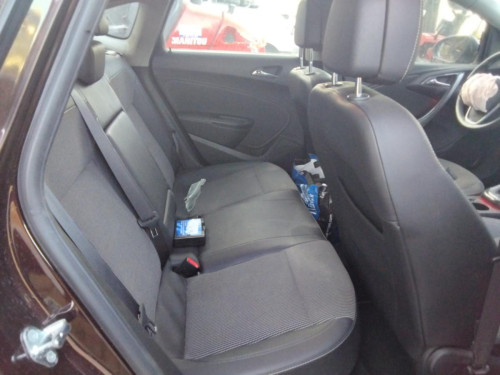 OPEL ASTRA J BERLINA 5P — Donor Vehicle for Used Parts 
