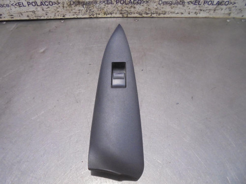 MANDO ELEVALUNAS TRASERO IZQUIERDO TOYOTA RAV4 (A3) 