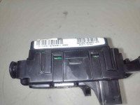 CAJA RELES / FUSIBLES