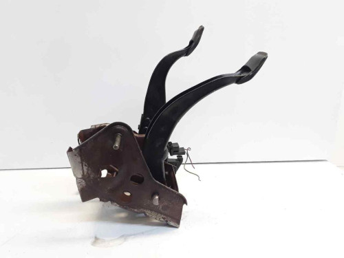 PEDALERA COMPLETA FORD ESCORT BERL./TURNIER 