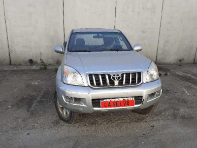 TOYOTA LAND CRUISER (J12)