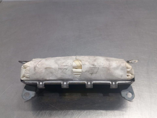  AIRBAG DE RODILLAS TOYOTA AURIS (E18) 