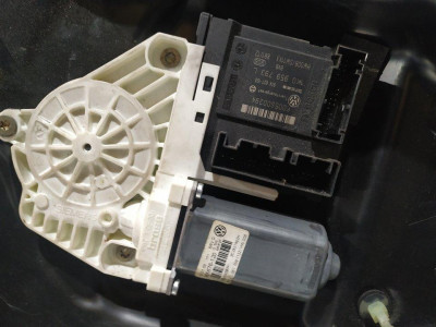 ELEVALUNAS DELANTERO DERECHO, VOLKSWAGEN, PASSAT VARIANT (3C5)