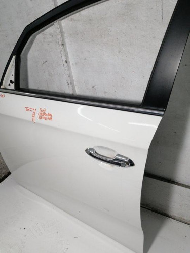  PUERTA DELANTERA IZQUIERDA KIA CARENS (RP) 