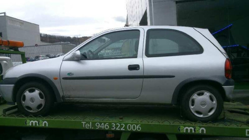  OPEL CORSA B 