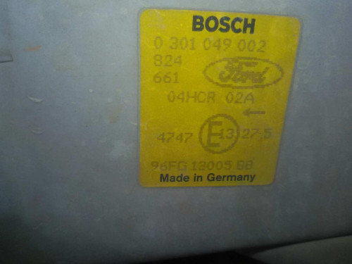  FARO DERECHO FORD FIESTA BERLINA 