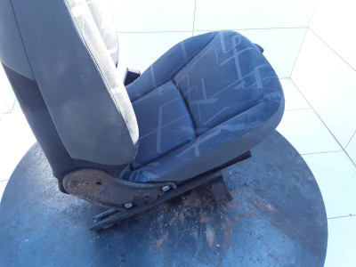 ASIENTO DELANTERO DERECHO