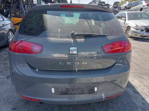  SEAT LEON (1P1) 