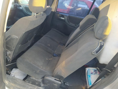 ENGANCHE CINTURON TRASERO CENTRAL, OPEL, ZAFIRA A