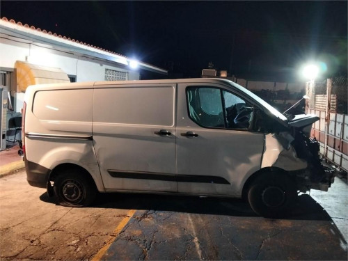 FORD TRANSIT CUSTOM FURGÓN (TTF) — vehículo donante para recambios 