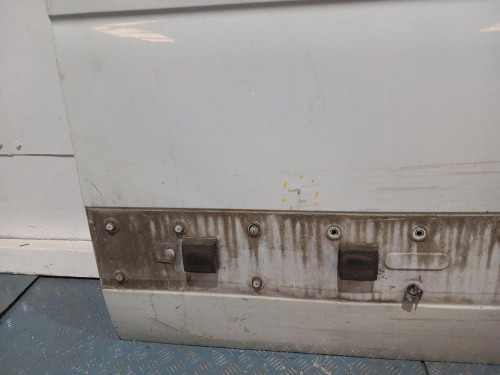  PUERTA LATERAL CORREDERA DERECHA RENAULT MASTER III VOLQUETE 