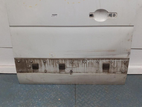  PUERTA LATERAL CORREDERA DERECHA RENAULT MASTER III VOLQUETE 