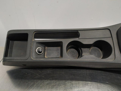 APOYABRAZOS CENTRAL, SEAT, IBIZA (KJ1)