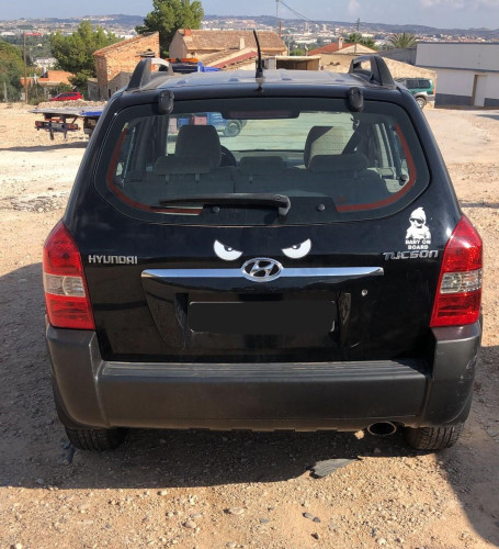 HYUNDAI TUCSON (JM) — vehículo donante para recambios 