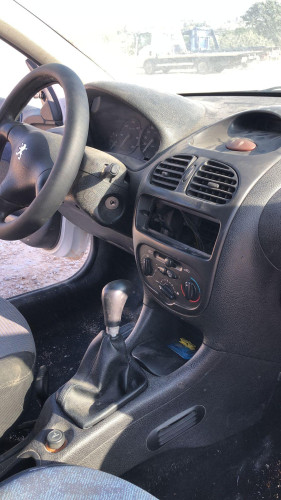 PEUGEOT 206 — автомобиль-донор на запчасти 