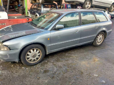 AUDI A4 AVANT (B5)