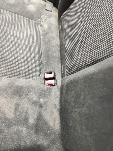 ENGANCHE CINTURON TRASERO DERECHO OPEL CORSA D 