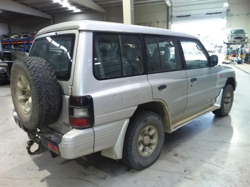 MITSUBISHI MONTERO (V20/V40) — vehículo donante para recambios 
