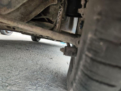 BRAZO SUSPENSION TRASERO DERECHO