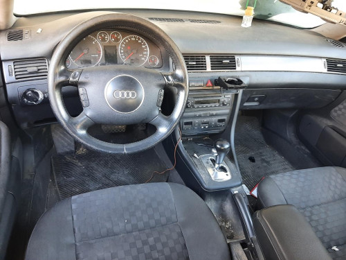 AUDI A6 BERLINA (4B2) — vehículo donante para recambios 