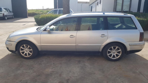  Volkswagen Passat Variant (3B6)(2000->) SIN IDENTIFICAR 