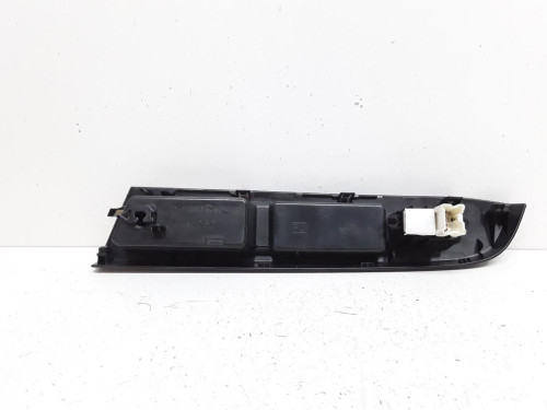 MANDO ELEVALUNAS DELANTERO DERECHO SUBARU XV (G33/G43) 