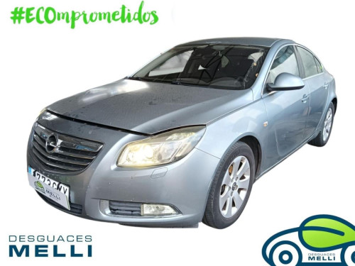 OPEL INSIGNIA BERLINA — vehículo donante para recambios 