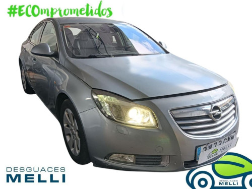 OPEL INSIGNIA BERLINA — vehículo donante para recambios 
