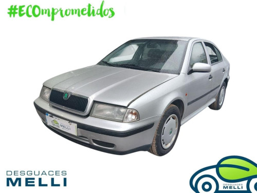 SKODA OCTAVIA BERLINA (1U2) — vehículo donante para recambios 