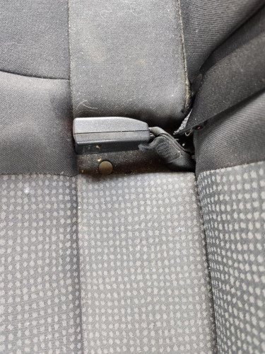 ENGANCHE CINTURON TRASERO IZQUIERDO OPEL ZAFIRA A 