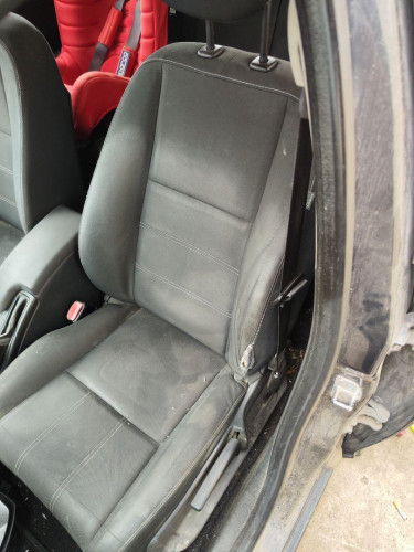 ASIENTO DELANTERO IZQUIERDO RENAULT MEGANE III BERLINA 5P 