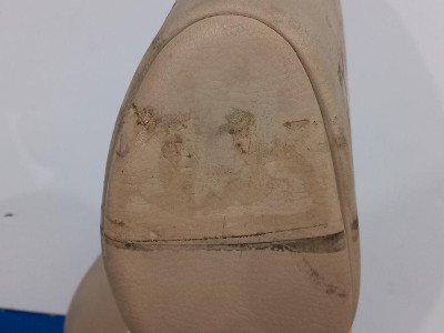 ASIENTO DELANTERO IZQUIERDO