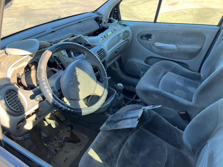 Renault Scenic I (JA...)(1999->) SIN IDENTIFICAR