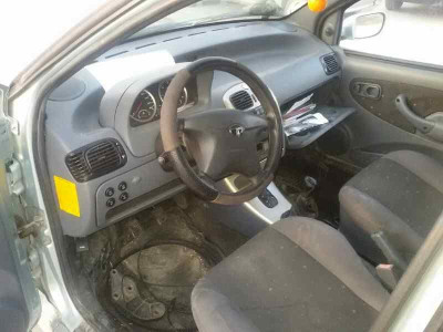 TATA INDICA (1998)