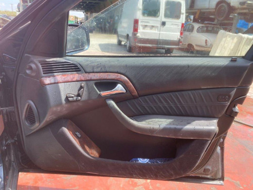 MERCEDES-BENZ CLASE S (BM 220) BERLINA — vehículo donante para recambios 