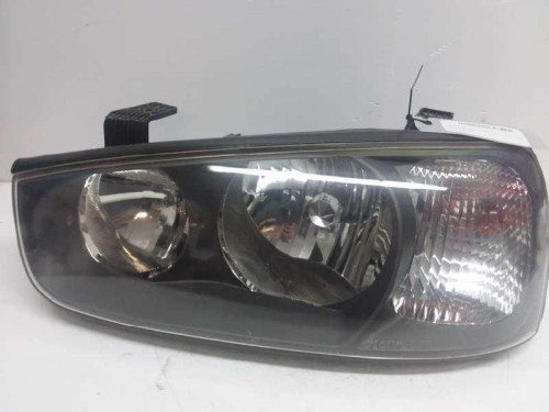 FARO IZQUIERDO Hyundai ELANTRA (XD) 
