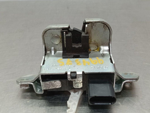 CERRADURA MALETERO / PORTON 