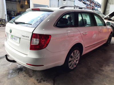 SKODA SUPERB COMBI (3T5)