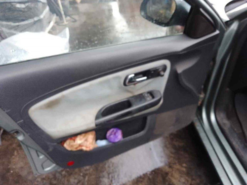 SEAT CORDOBA BERLINA (6L2) — Donor Vehicle for Used Parts 
