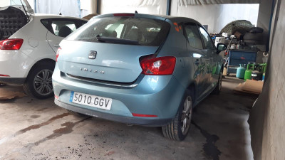 SEAT IBIZA BERLINA (6J5)