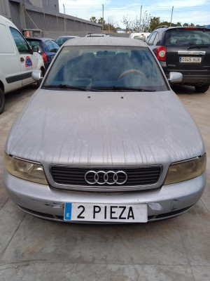 AUDI A4 BERLINA (B5)