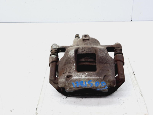 PINZA DE FRENO DELANTERA DERECHA Toyota AURIS (E18) 