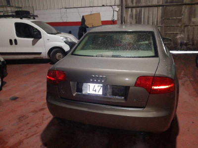 AUDI A4 BERLINA (8E)
