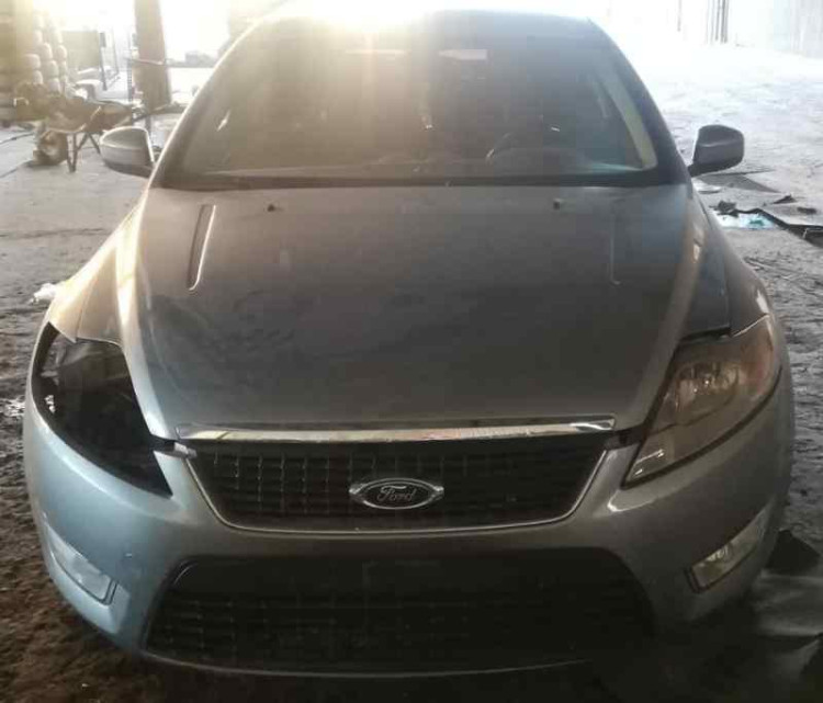 FORD MONDEO BERLINA (CA2)